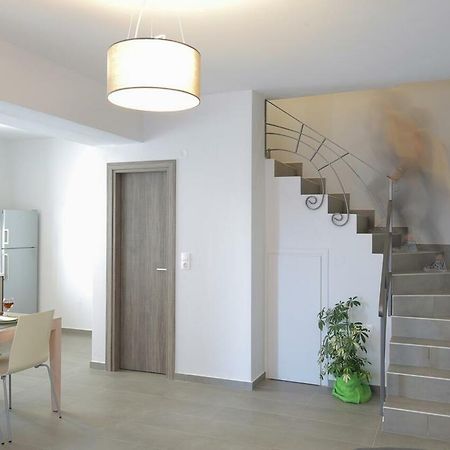 Sea View Luxury Apartment 普拉基亚斯 外观 照片